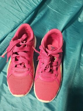 Reebok Pink Girls Sneakers Size 1